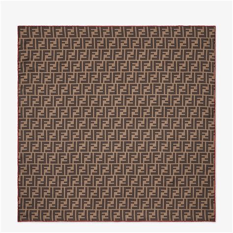 foulard fendi 70x70